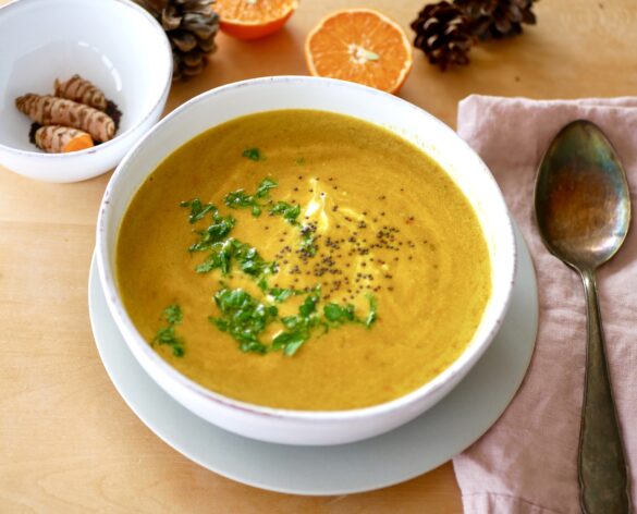 Shakti-Mond Ayurveda Rezept Karotten-Ingwer-Orangen Suppe